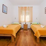Apartman Bella *