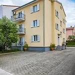 Apartman Bella *