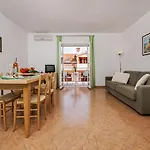 Bella Apartman