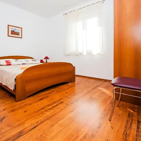 Apartment Bella *