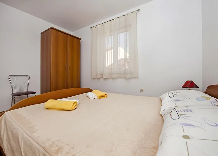 贝拉公寓酒店 * 罗维尼