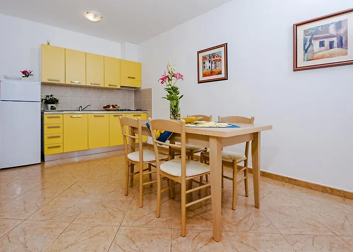 贝拉公寓酒店 公寓 *