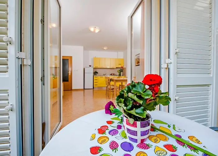 Bella 아파트 로비니